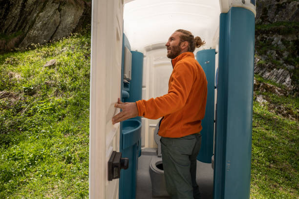 Best Portable restroom trailer rental  in White Center, WA